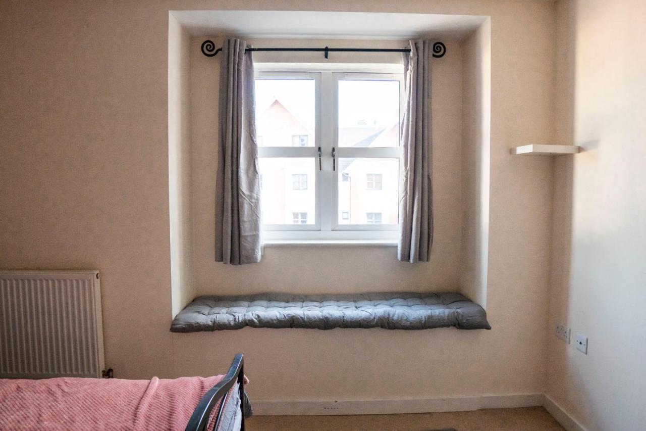 Spacious Two Bedrooms Apartment For Business And Holiday Portsmouth Kültér fotó