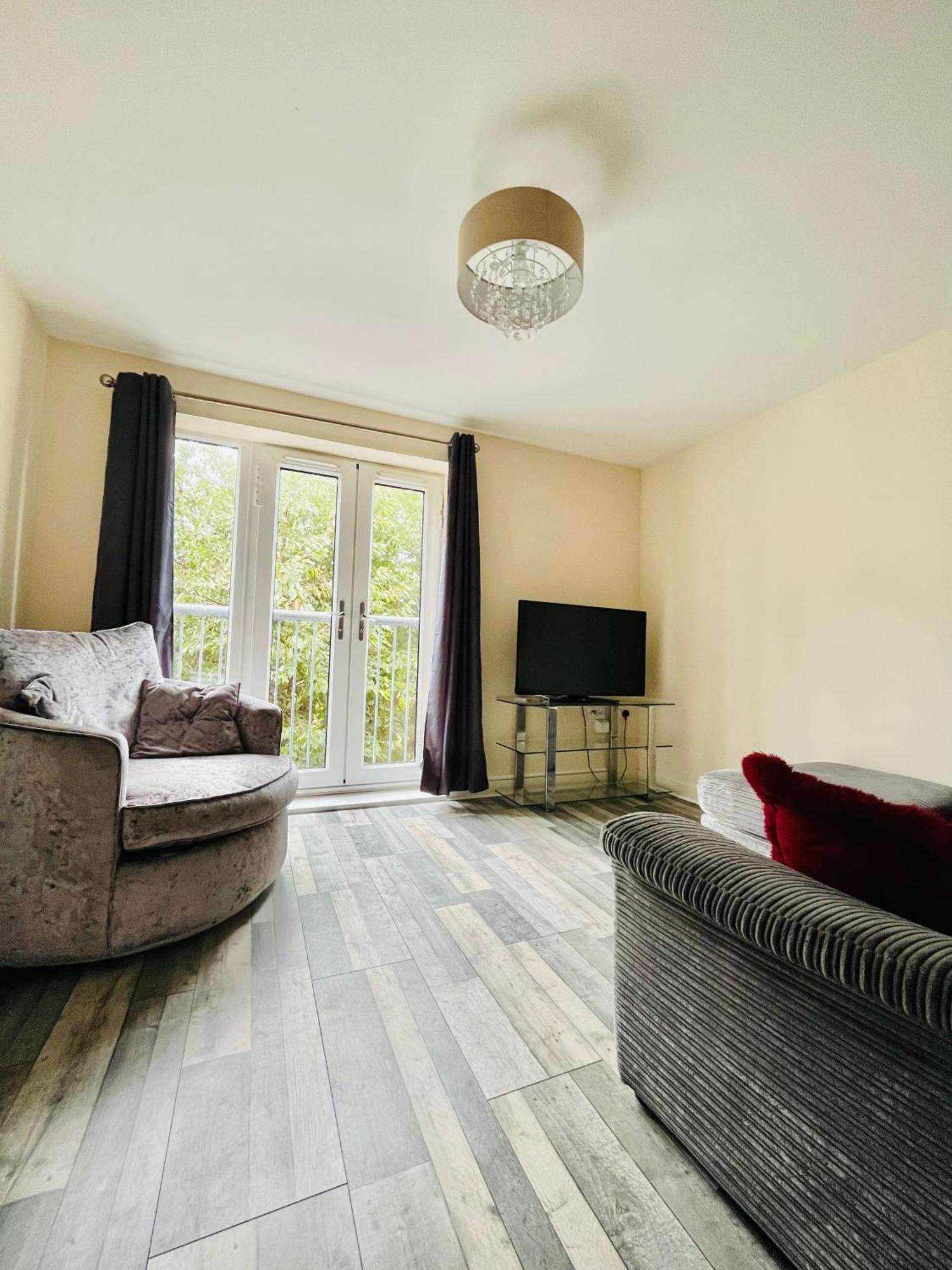 Spacious Two Bedrooms Apartment For Business And Holiday Portsmouth Kültér fotó